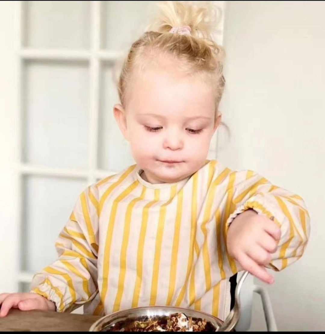 Baby food sales bib with sleeves